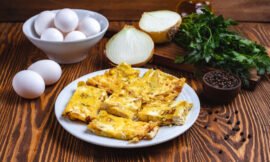 Cabbage with eggs pancake